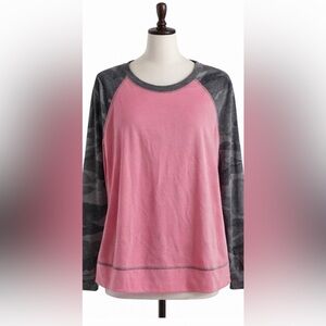 Pink and Gray Women's Raglan Top